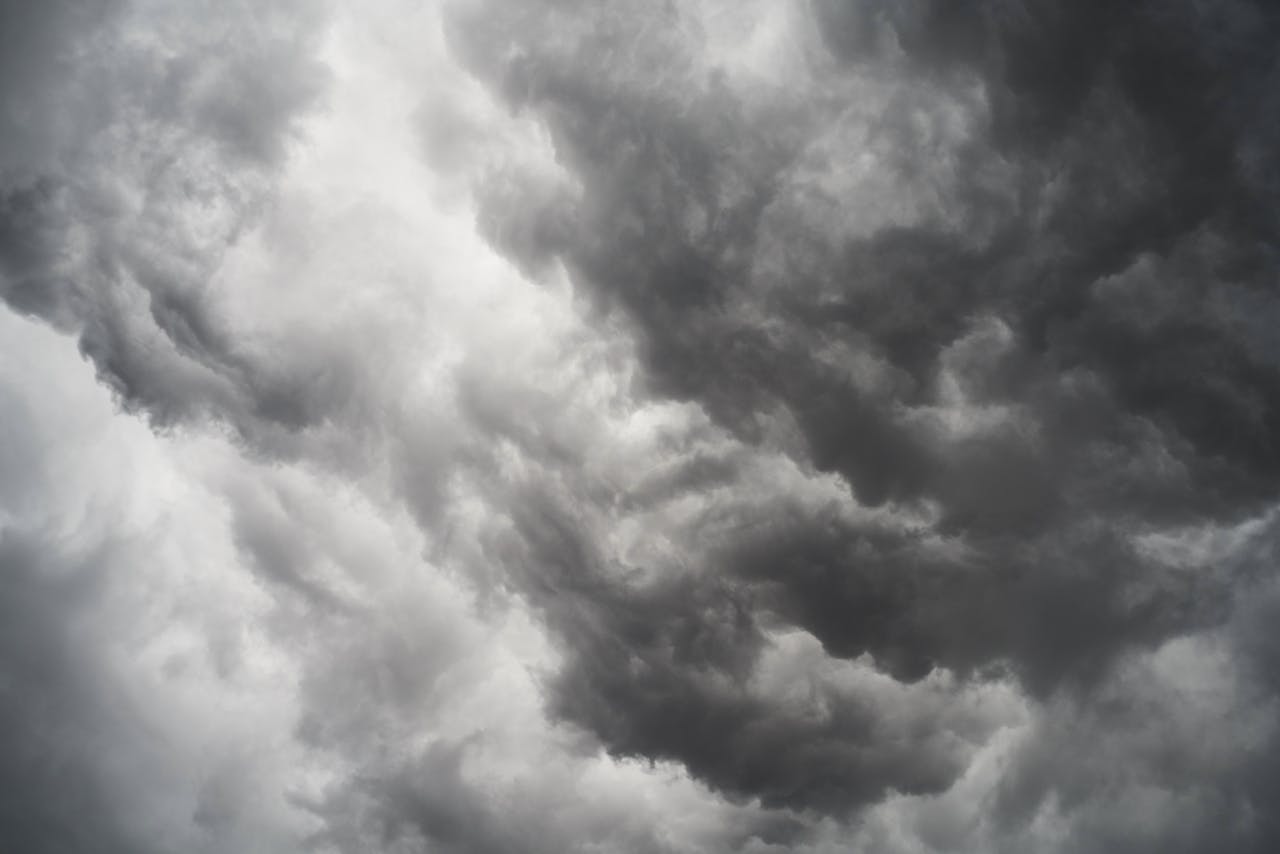 Donkere wolken